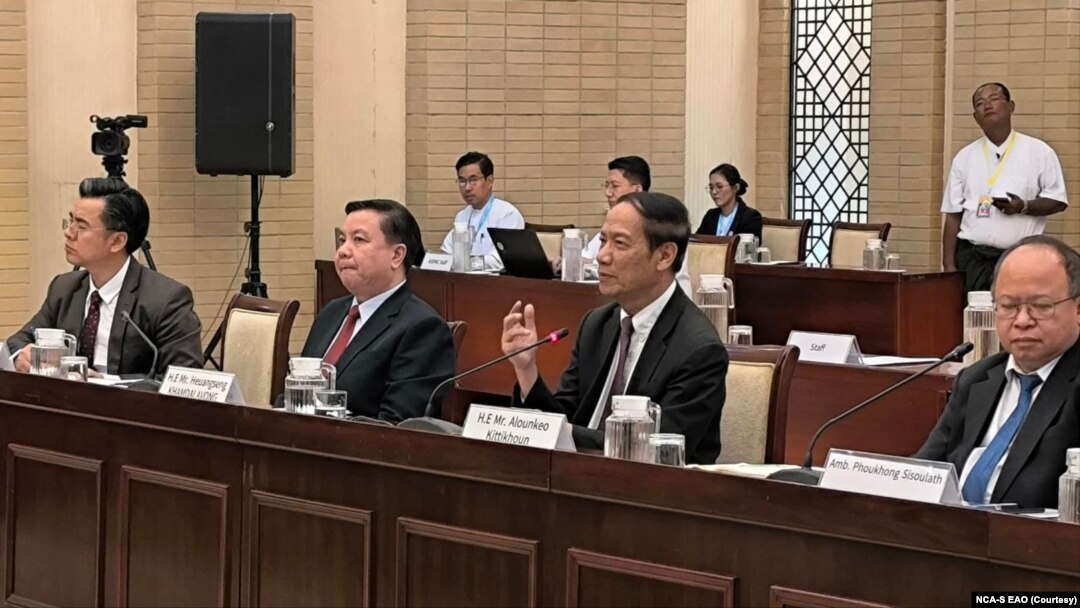 လာအိုရဲ့ မြန်မာ့အရေး အာဆီယံအထူးကိုယ်စားလှယ် မြန်မာခရီးစဉ်အတွင်း NCA လက်မှတ်ရေးထိုးထားသည့် တိုင်းရင်းသားလက်နက်ကိုင်အဖွဲ့အစည်းများတွေ့ဆုံ (ဇန်နဝါရီ ၁၀၊ ၂၀၂၄)