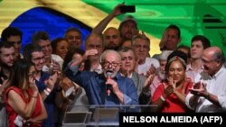 Luiz Inacio Lula da Silva govori nakon pobjede u drugom krugu predsjedničkih izbora u Sao Paulu, Brazil, 30. oktobra 2022.