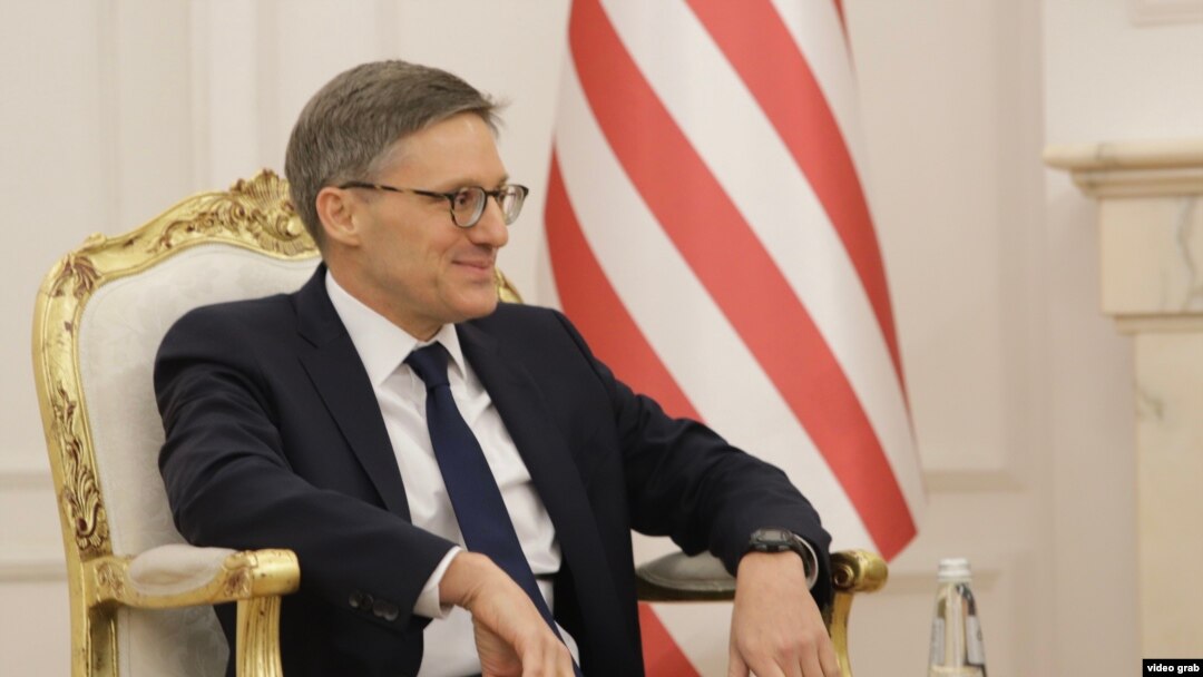 Savetnik američkog Stejt departmenta Derek Šole