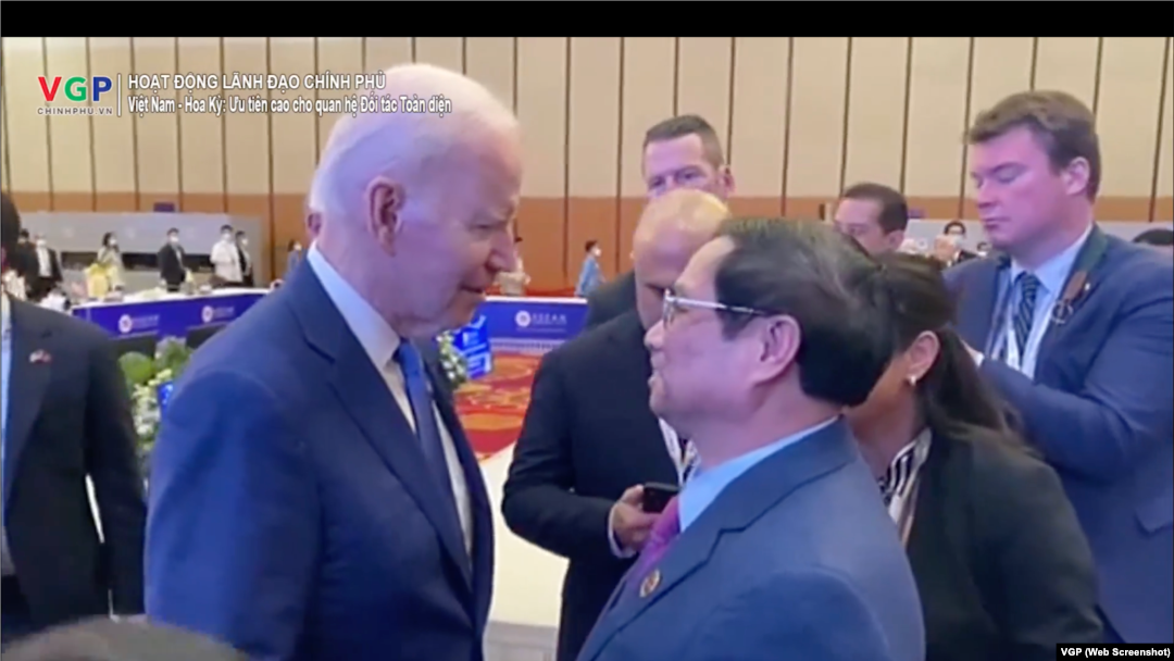Biden Chinh ASEAN summit, November 12, 2022, Pnom Penh, Cambodia (video screenshot/VGP)