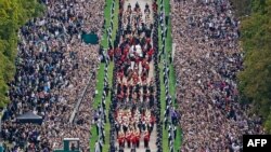 Svečana procesija s kovčegom kraljice Elizabete II, 19. septembar 2022.