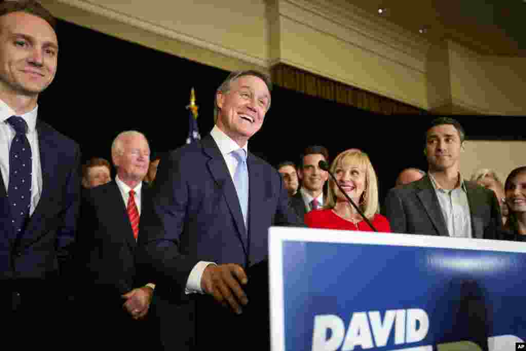Ứng cử viên vào Thượng viện David Perdue của đảng Cộng hòa tại bang Georgia đã thắng đối thủ Dân chủ Michelle Nunn với một khoảng chênh lệch lớn.