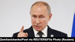 Rusija će biti primorana da razvija nove nuklearne rakete kratkog i srednjeg dometa ako to budu činile i SAD: Vladimir Putin