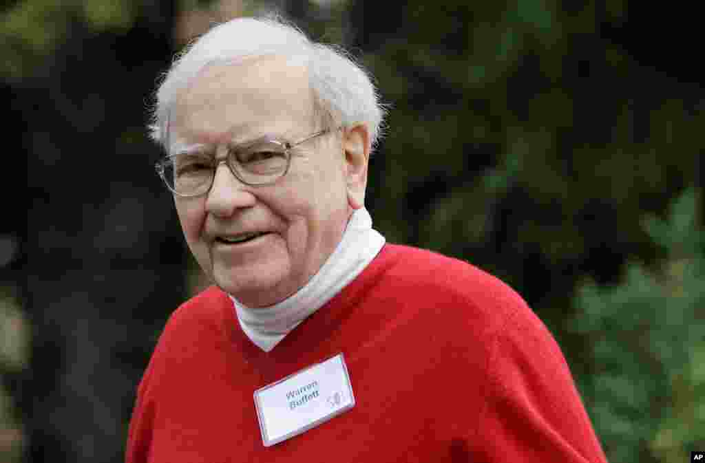 Warren Buffett, 83 tuổi. Tài sản: 53,5 tỉ.