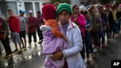 Los migrantes deberán esperar en territorio mexicano mientras procesan sus solicitudes de asilo en EE.UU.