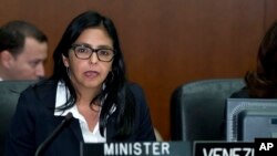 La canciller venezolana Delcy Rodriguez escribió en su cuenta de Twitter que el sistema electoral de EE.UU. tiene mucho que aprender del venezolano.
