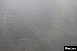 2014年2月26日雾霾重重的北京三环