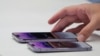 iPhone 14将用中国芯片？美议员警告苹果不要“玩火”