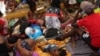 Migrantes haitianos se estacionan en Monterrey, México, aspirando a pasar a Estados Unidos y recibir asilo. Fotod de archivo del 24 de septiembre de 2021. 