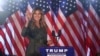 Мелания Трамп на предвыборном мероприятии в поддержку Дональда Трампа в Этглене, Пенсильвания