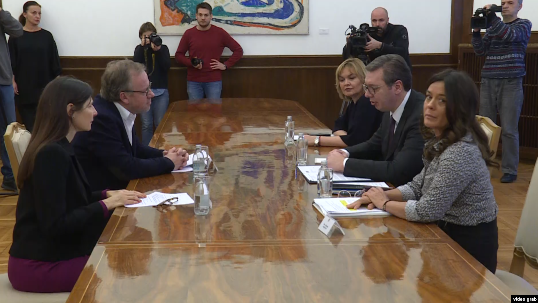 Delegacija Reportera bez granica na sastanku sa predsednikom Srbije Aleksandrom Vučićem, u Beogradu, 21. januara 2019.