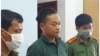 Công an khám xét nhà khi bắt giữ nhà báo Đoàn Kiên Giang, một trong ba thành viên của nhóm Báo sạch bị khởi tố và bắt giam hôm 20/4. (Ảnh chụp màn hình báo Công an Nhân dân)