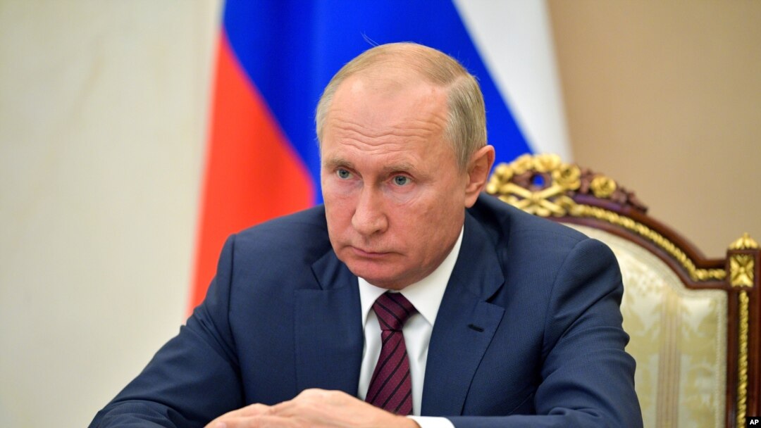 Arhiva - Predsednik Rusije Vladimir Putin tokom video konferencije u Moksvi, Rusija, 5. novembra 2020. (Alexei Druzhinin, Sputnik, Kremlin Pool Photo via AP)