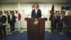 日本首相、执政的自民党总裁安倍晋三在其执政联盟取得周日举行的参议院选举胜利后，在自民党总部召开了记者会。