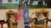အိန္ဒိယနိုင်ငံ ပြည်ပရေးရာဝန်ကြီး Sushma Swaraj နှင့် နိုင်ငံတော်အတိုင်ပင်ခံ ပုဂ္ဂိုလ် ဒေါ်အောင်ဆန်းစုကြည်တို့တွေ့ဆုံ (MOI)