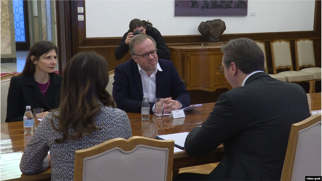Delegacija Reportera bez granica na sastanku sa predsednikom Srbije Aleksandrom Vučićem, u Beogradu, 21. januara 2019.