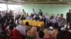  ကိုဖီအာနန် သက္ကယ်ပြင်ရွာရှိ ဒုက္ခသည်များနှင့်တွေ့ဆုံစဉ် 