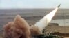 Un lanzamisiles antiaéreo Buk dispara un misil, durante unas maniobras militares en Ucrania, el 12 de octubre de 2019.