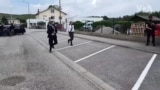 Mutungamiri weFrance VaEmmanuel Macron Vorohwa Mbama neMumwe Murume