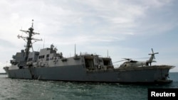 Tàu khu trục USS Mustin của hải quân Hoa Kỳ.