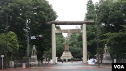东京千代田区九段下的靖国神社（美国之音歌篮拍摄）