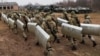 Сотрудники Государственной пограничной службы Украины у границы с Беларусью и Польшей в Волынской области, Украина, 16 ноября 2021 г. 