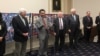 Dubes RI untuk AS Dino Patti Djalal didampingi beberapa anggota Kongres AS saat meresmikan pembentukan Kaukus Indonesia di Gedung Kongres AS di Washington, DC hari Kamis. 14/11 (foto: courtesy KBRI Washington DC). 