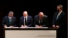 El gobierno de Venezuela y su oposición están listos para comenzar un nuevo diálogo esta semana en busca de un cambio en el prolongado enfrentamiento político de la nación sudamericana. [Foto del 13 de agosto de 2021]