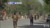 VOA60 Duniya: Fashewar Wasu Tagwayen Bama-Bamai a Kabul Sun Hallaka Akalla Mutane 26