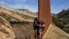 El presidente Donald Trump insistió en que se necesita el muro para "evitar que las drogas, el tráfico de personas, los miembros de pandillas y los delincuentes entren a nuestro país". 