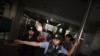 2012年5月4日中国警方阻止外国记者到朝阳医院采访陈光诚